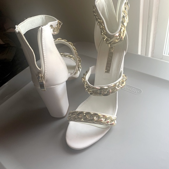 Liliana heels size 9. Brand new, never worn - Picture 1 of 3